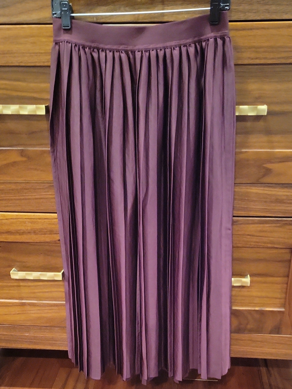 lululemon athletica Pleated Midi Skirt in Plum NWOT